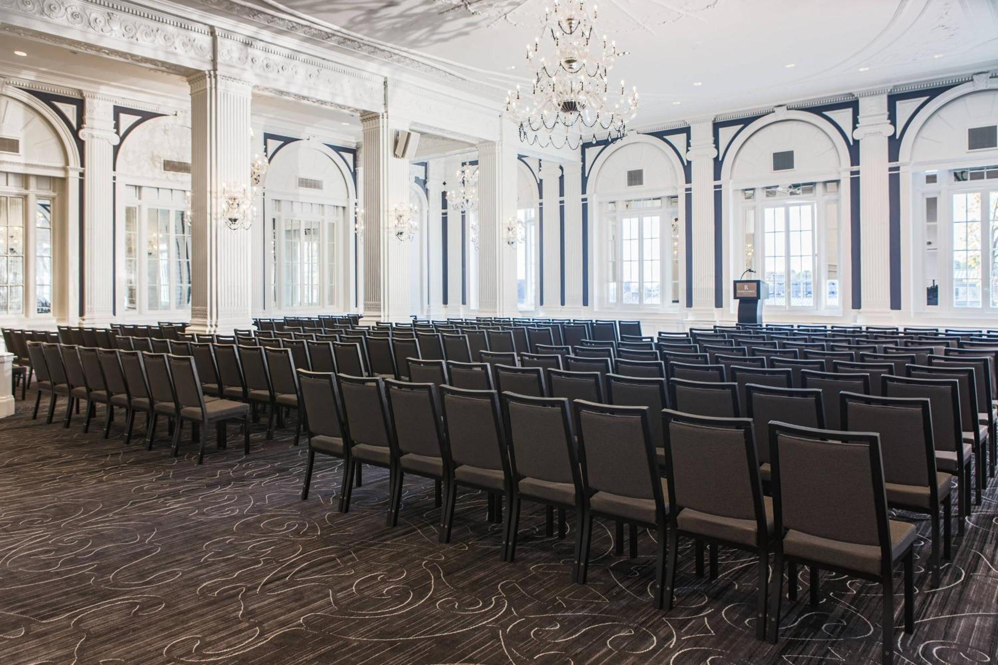 Renaissance Albany Hotel Экстерьер фото